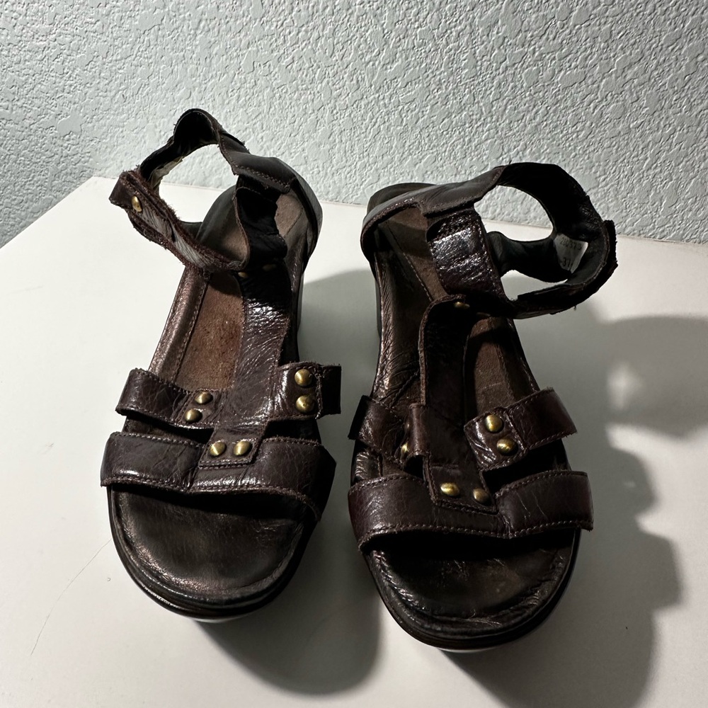 NAOT Flirt Brown Gladiator Sandals size 37